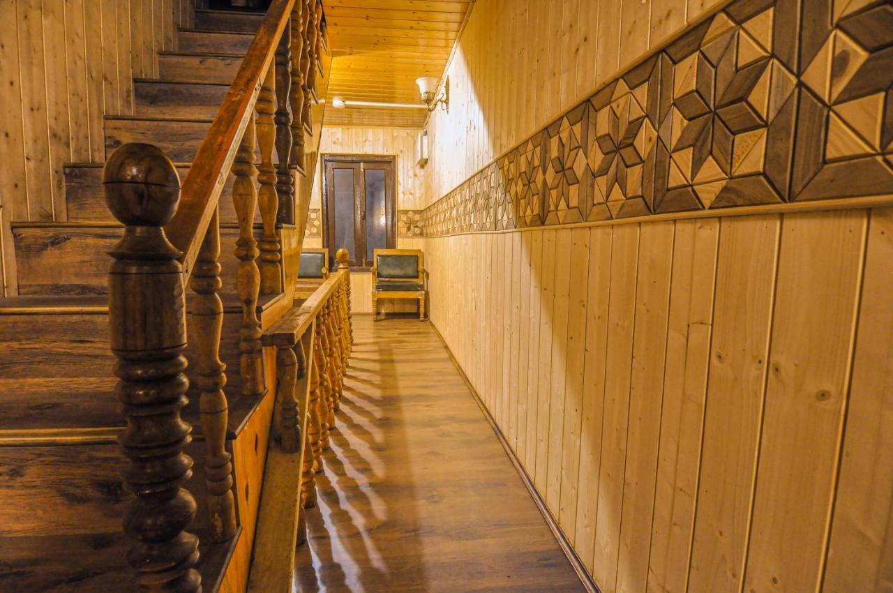 ホテル Kashmir House Pahalgām エクステリア 写真